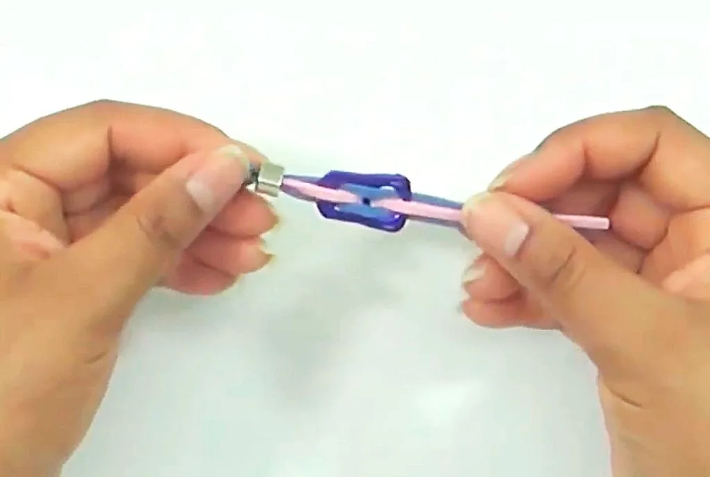 Pendientes y pulsera con anillas de latas