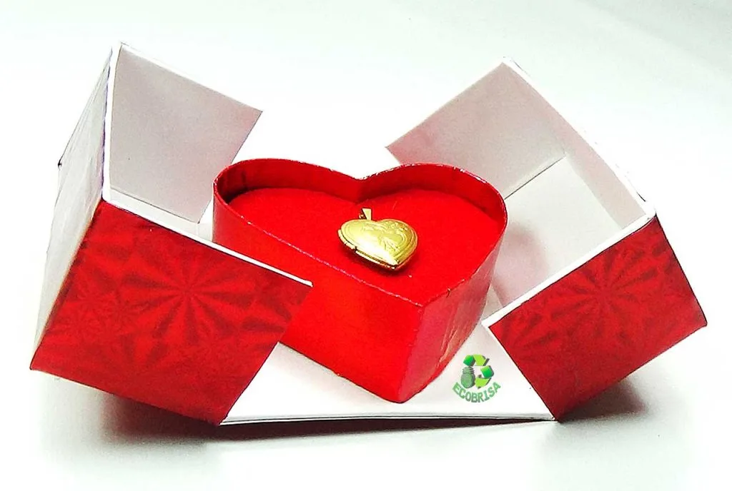 Caja para regalar una joya