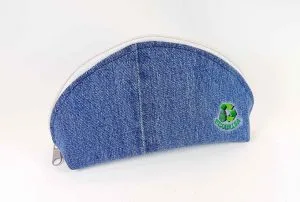 Estuche o neceser con jeans reciclados