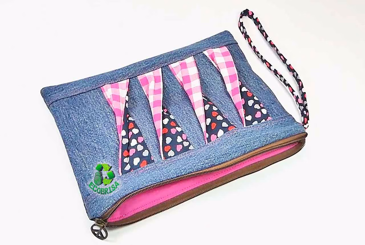 Bolso de mano o neceser con jeans